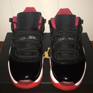 Men Air Jordan 11 Retro Low size 8.5